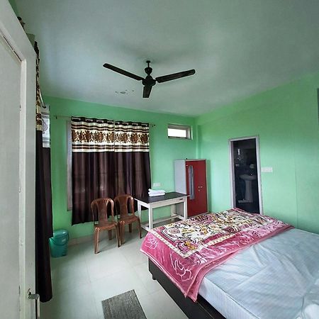 Mohinder & Mohindra Home Stay บีร์ ภายนอก รูปภาพ